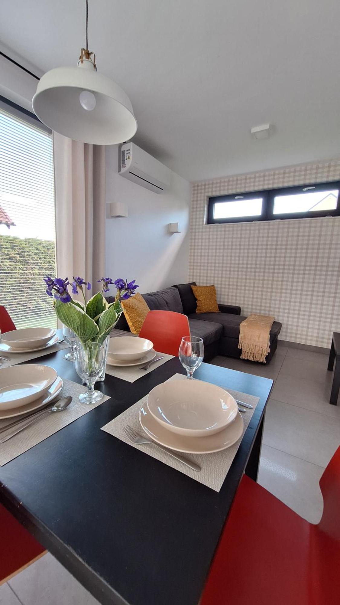 Nowe Uroczysko Holiday home Debki